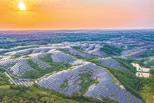 “十四五”國家電網(wǎng)發(fā)展成效①：轉(zhuǎn)型發(fā)展向新向綠